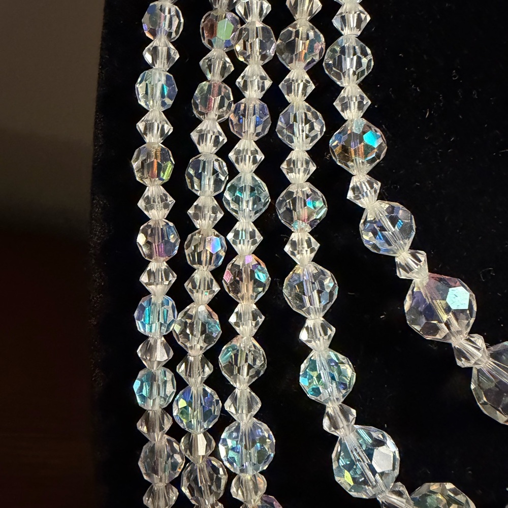 Vintage Aurora Crystal Jewelry Set - Picture 6 of 12